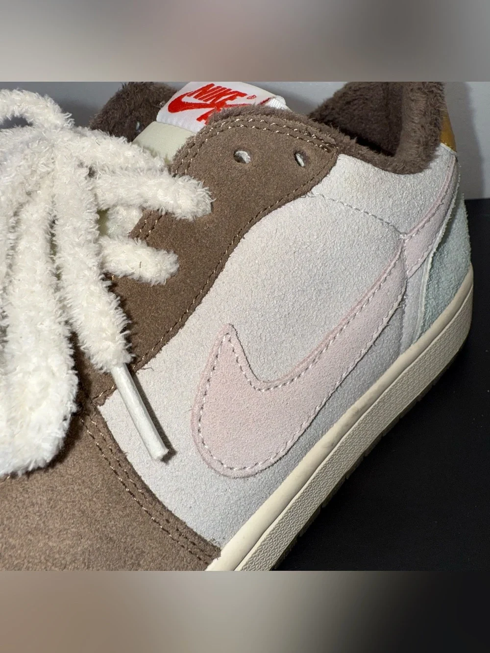 Jordan low top